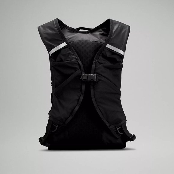 Active Backpack 10L - Picture 2 of 7